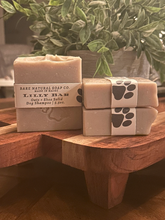 Load image into Gallery viewer, Lilly Bar | Natural, Plant-Based, Plastic-Free Dog Shampoo Bar
